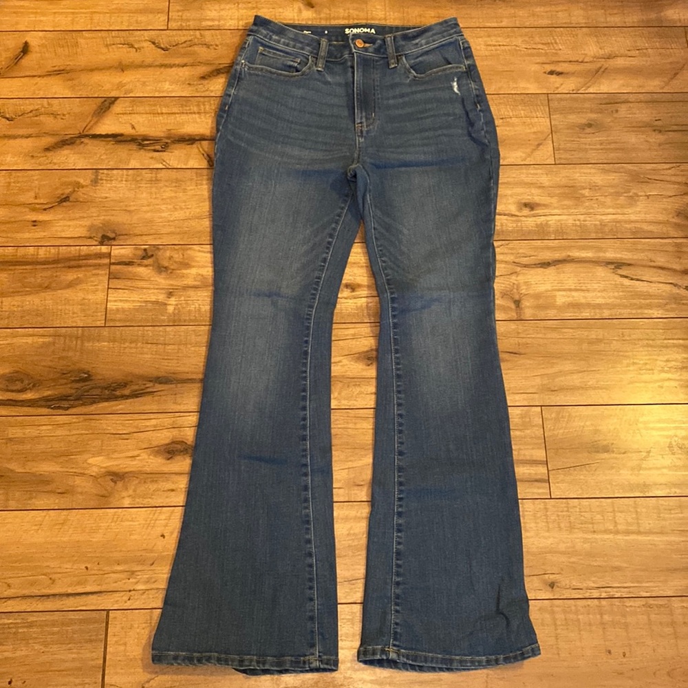 Women’s Flare Jeans